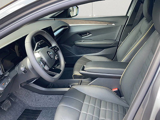 Renault Megane E-Tech 100% electric iconic EV60 220 PS optimum charge