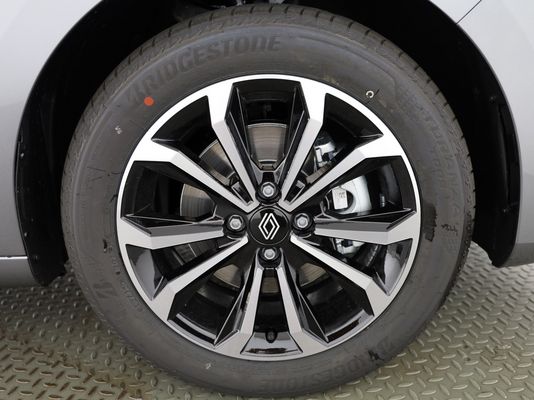 Renault Clio 1.6 E-Tech techno