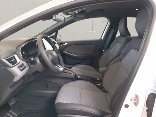 Renault CLIO techno full hybrid E-Tech 145