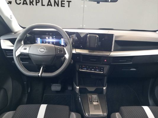 Opel Frontera 1.2 T HEV 145 Edition