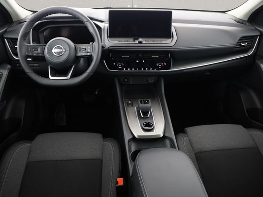 Nissan Qashqai 1.3 DIG-T N-Connecta 4