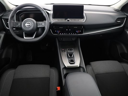 Nissan Qashqai 1.3 DIG-T N-Connecta 4