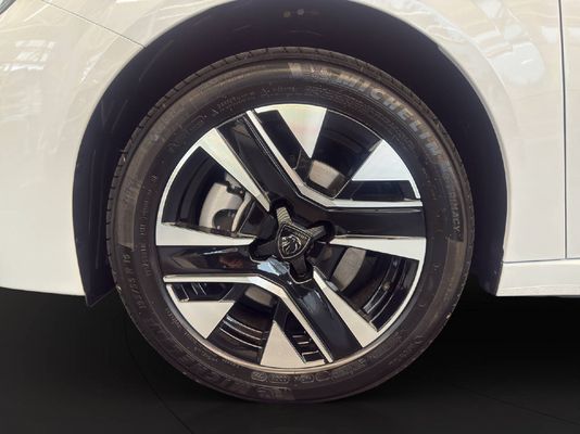 Peugeot 208 1.2 Hybrid 110 PS ALLURE PREMIUM AUTOMAT