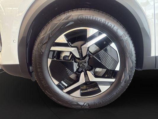 Peugeot 2008 1.2 Hybrid 145 PS ALLURE PREMIUM AUTOMAT