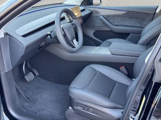 Tesla Model Y Long Range Dual Motor 82kWh