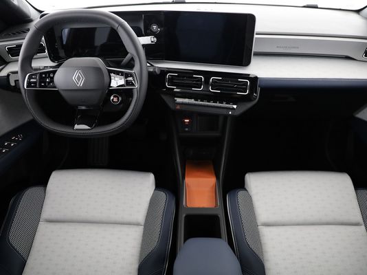 Renault R5 E-Tech Comfort Range Roland Garros