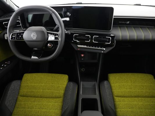 Renault R5 E-Tech Comfort Range iconic