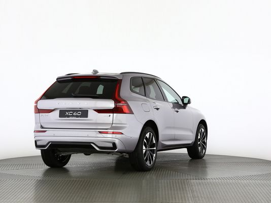 Volvo XC60 2.0 B5 MH Ultra Dark AWD