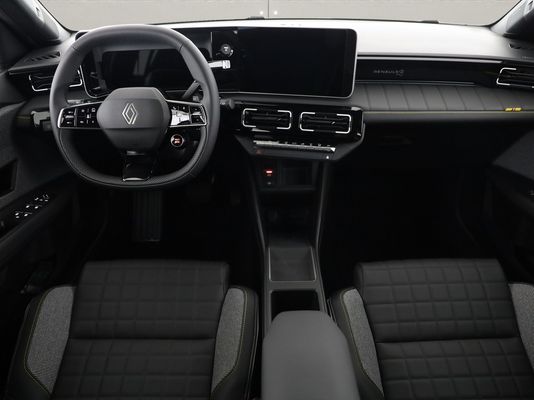 Renault R4 E-Tech Comfort Range iconic