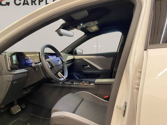 Opel Astra 1.2 T Hybrid Edition