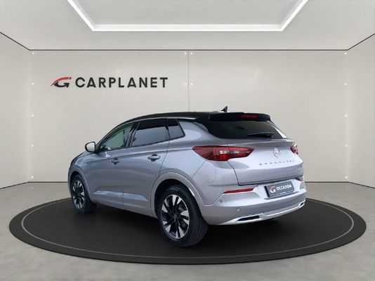 Opel Grandland 1.2 T MHEV Elegance