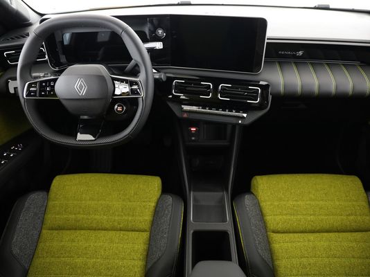 Renault R5 E-Tech Comfort Range iconic