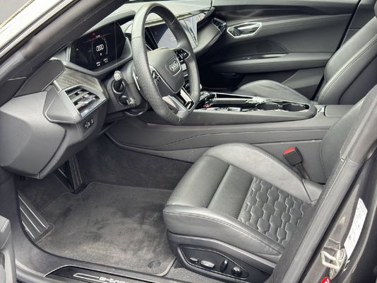 Audi e-tron GT quattro