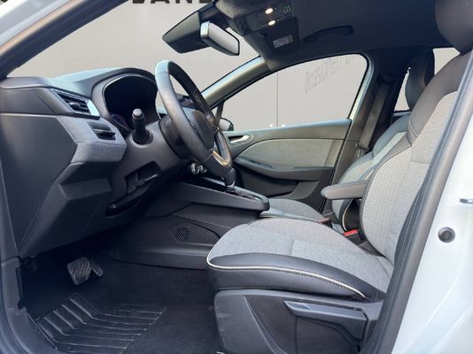 Renault Clio 1.6 E-Tech techno