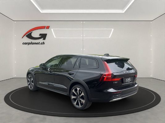Volvo V60 Cross Country 2.0 B5 Ultim