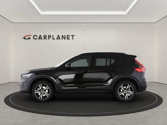 Volvo XC40 2.0 B3 MH Plus Dark