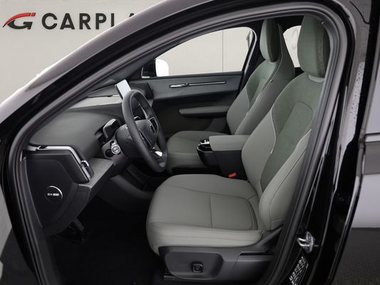 Volvo EX30 CC E60 Twin Performance AWD