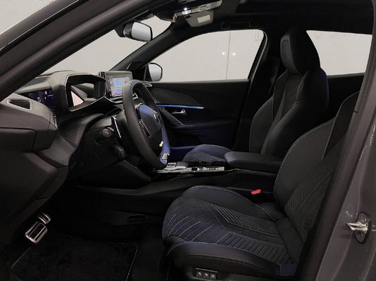 Peugeot 2008 1.2 Hybrid 145 GT