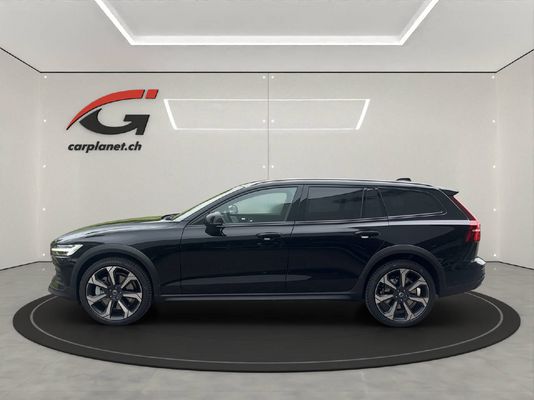 Volvo V60 Cross Country 2.0 B5 Ultim