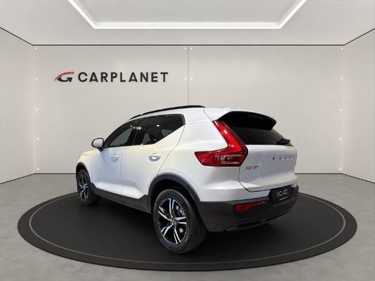 Volvo XC40 2.0 B3 MH Plus Dark