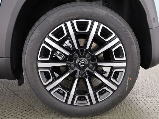 Renault R4 E-Tech Comfort Range iconic