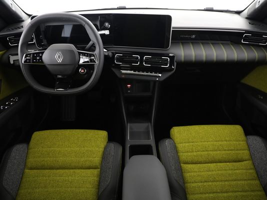 Renault R5 E-Tech Comfort Range iconic