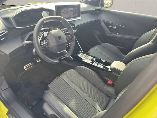 Peugeot 208 e-GT