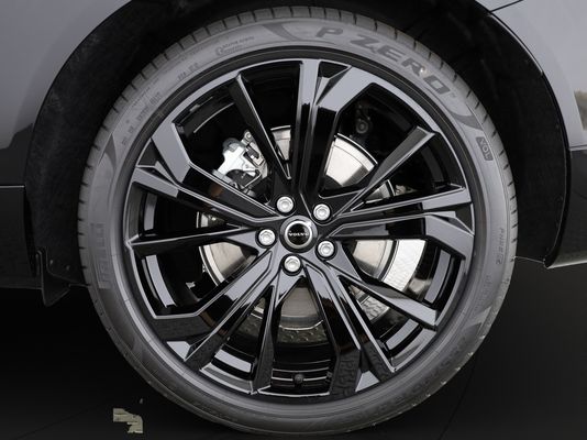 Volvo XC60 2.0 T8 TE Black Edition e Demo