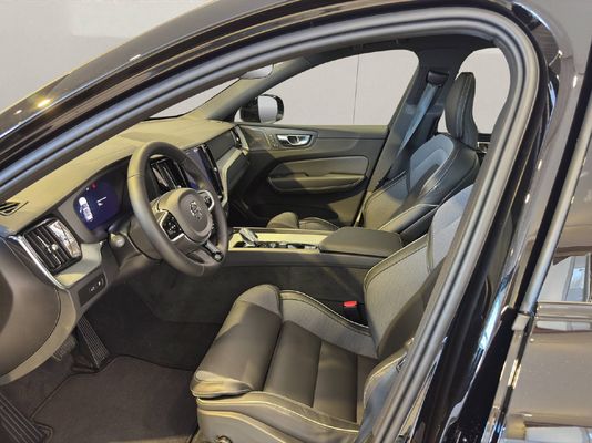 Volvo XC60 2.0 T8 TE Black Edition eAWD
