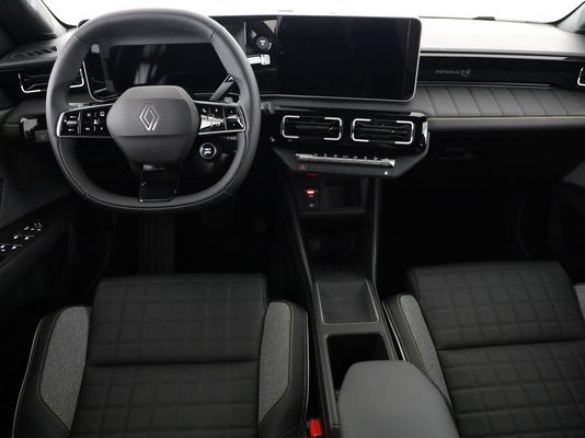 Renault R4 E-Tech Comfort Range iconic