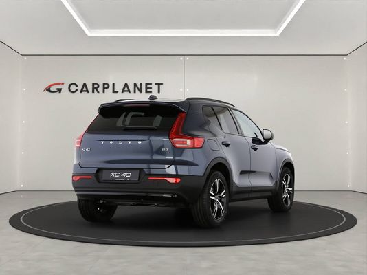 Volvo XC40 2.0 B3 MH Plus Dark