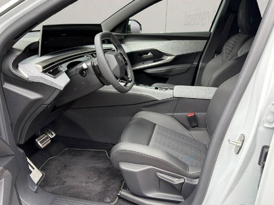 Peugeot 3008 1.2 Hybrid GT