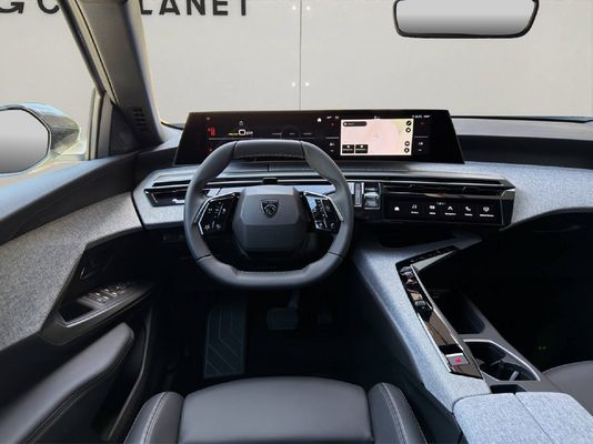 Peugeot 3008 e-Allure Premium AWD