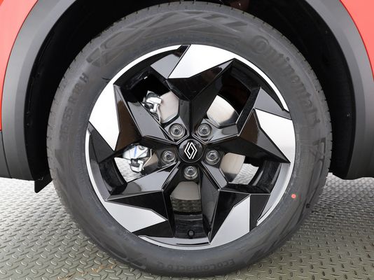 Renault Captur 1.8 E-Tech techno