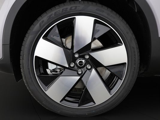 Volvo EX40 Twin Ultra AWD XCENTRIC