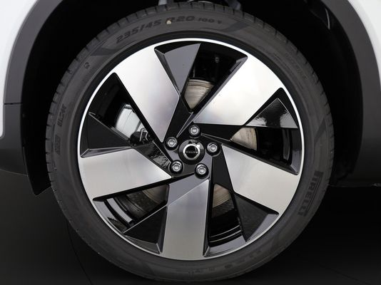 Volvo EX40 Twin Ultra AWD XCENTRIC