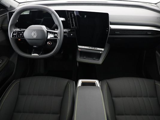 Renault Scénic E-Tech iconic