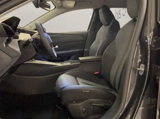 Peugeot 408 1.2 PureTech 130 Allure