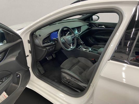 Opel Insignia Sports Tourer OPC Line Ultimate