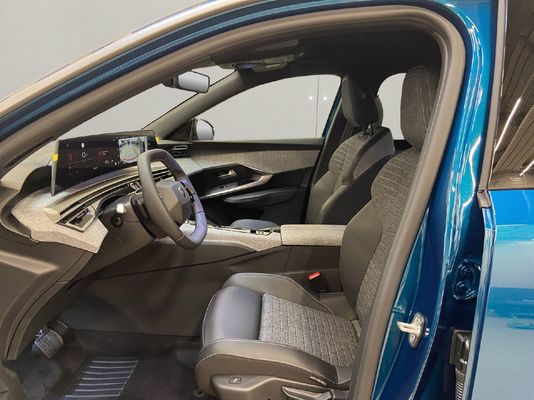 Peugeot 3008 1.2 Hybrid Allure Premium