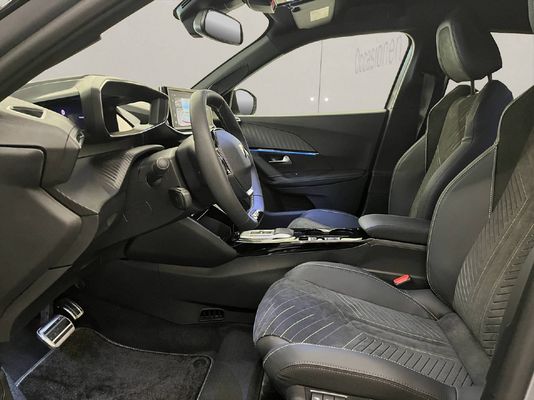 Peugeot 2008 1.2 Hybrid 145 GT