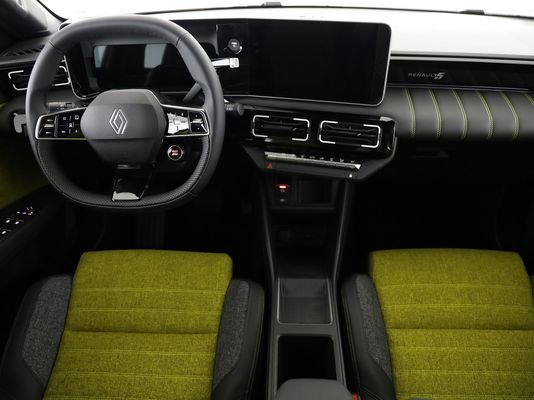 Renault R5 E-Tech Comfort Range iconic