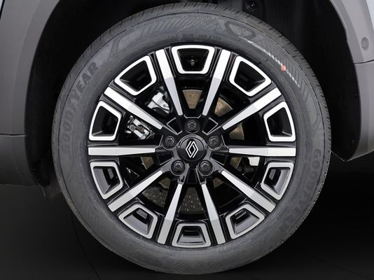 Renault R4 E-Tech Comfort Range iconic