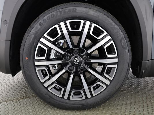 Renault R4 E-Tech Comfort Range iconic