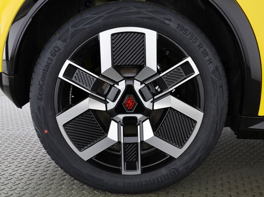 Renault R5 E-Tech Comfort Range iconic