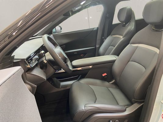 Mazda CX-6e Takumi