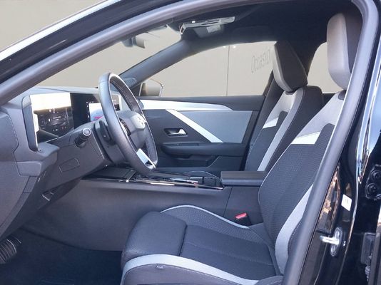 Opel Astra 1.2 T Hybrid Edition