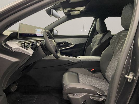 Peugeot 3008 1.2 Hybrid Allure Premium