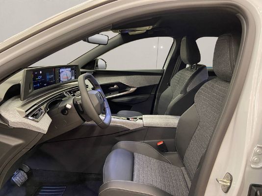 Peugeot 3008 1.6 PHEV Allure