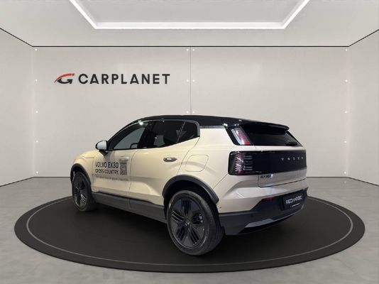 Volvo EX30 CC E60 Twin Performance AWD